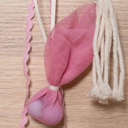 Χειροποίητη Μπομπονιέρα μπρελόκ macrame 5973 εκρού
