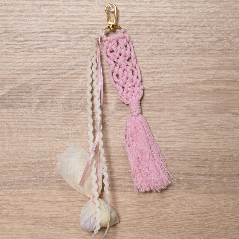Χειροποίητη Μπομπονιέρα μπρελόκ macrame 5972 